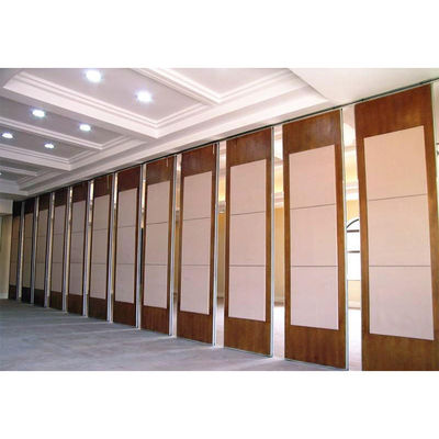 좋은 가격 슬라이딩 벽 패널이 있는 음향 이동성 벽벽 시스템 온라인으로