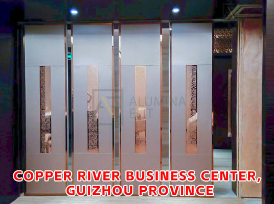 좋은 가격 Customizable Dimensions Foldable Partition with Aluminum Frame and MDF Material for Versatile Spaces 온라인으로