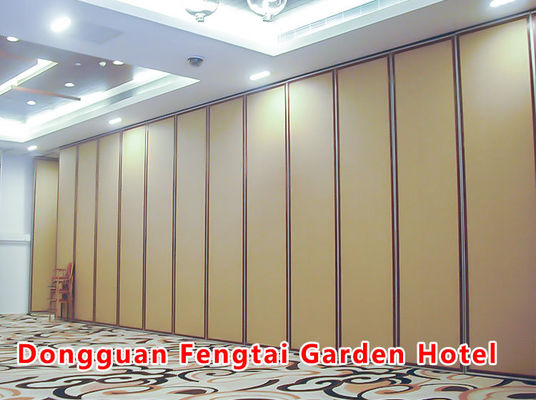 좋은 가격 Movable Partition Wall with 800N Sealing Power and 40N/m Magnetic Attraction for Acoustic Insulation 온라인으로